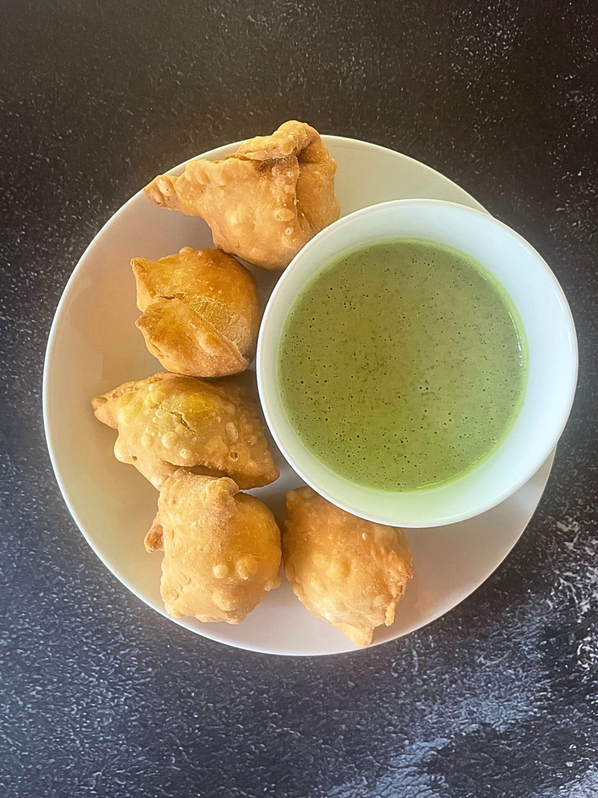 Samosas with Mint Chutney Sauce